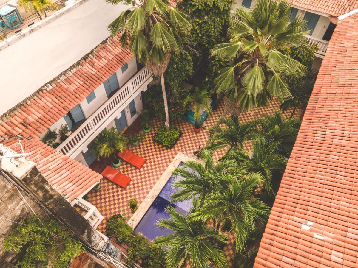Media Luna Hostel Cartagena Buitenkant foto